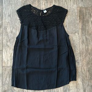 Old Navy sleeveless top